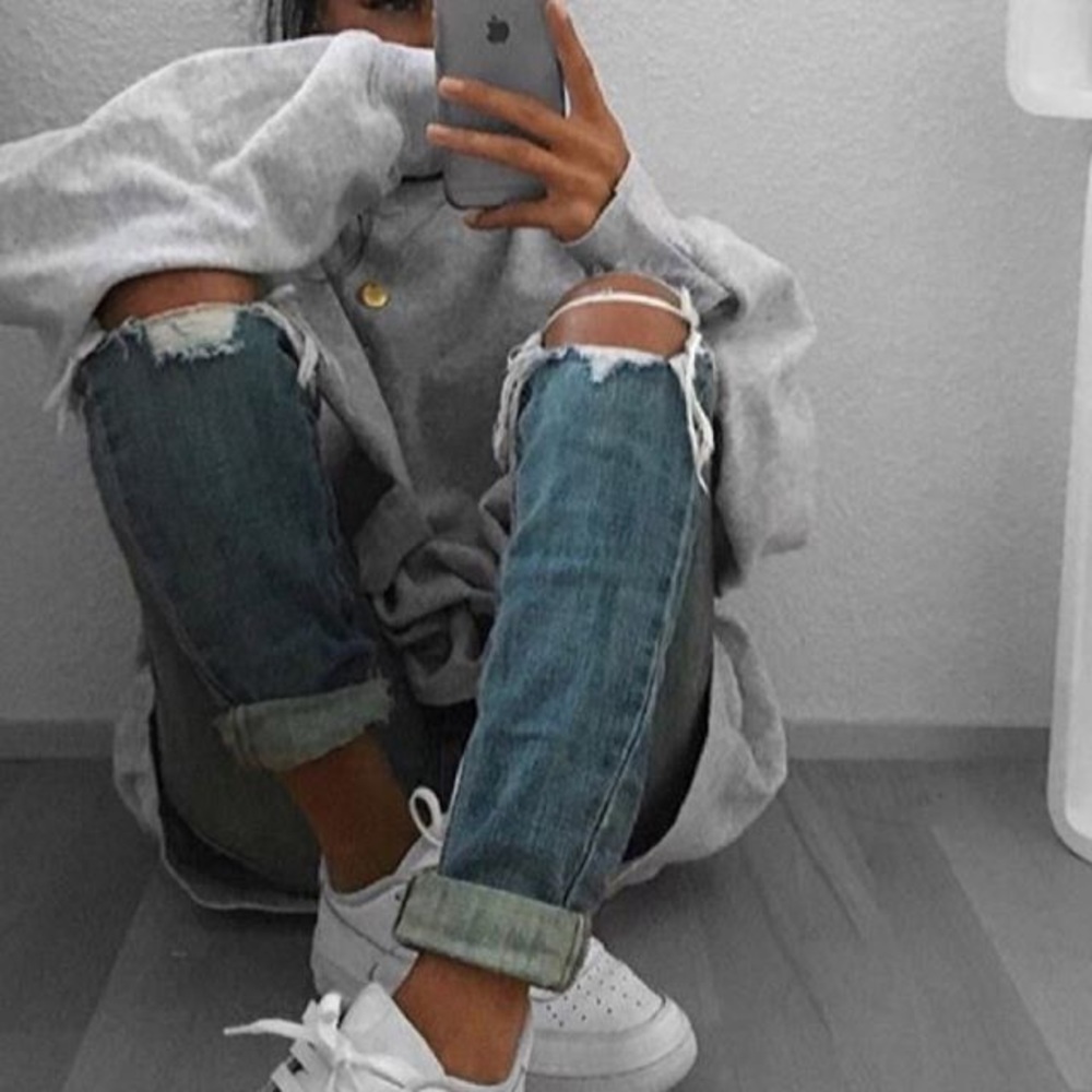 Meet your Posher, Chloe